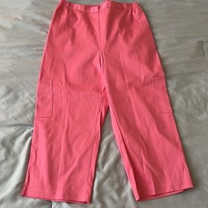 Pink straight leg cropped pant